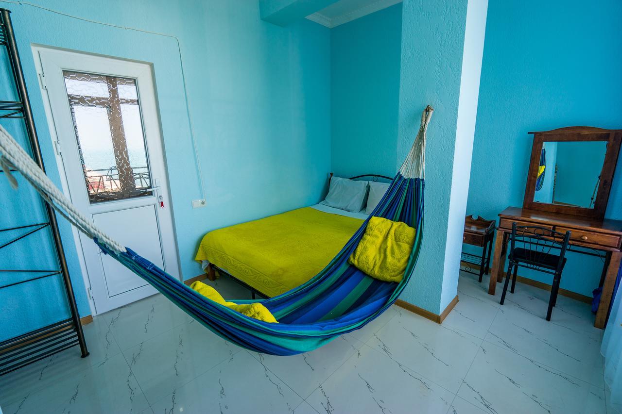 Aniva The Hotel Batumi Bagian luar foto