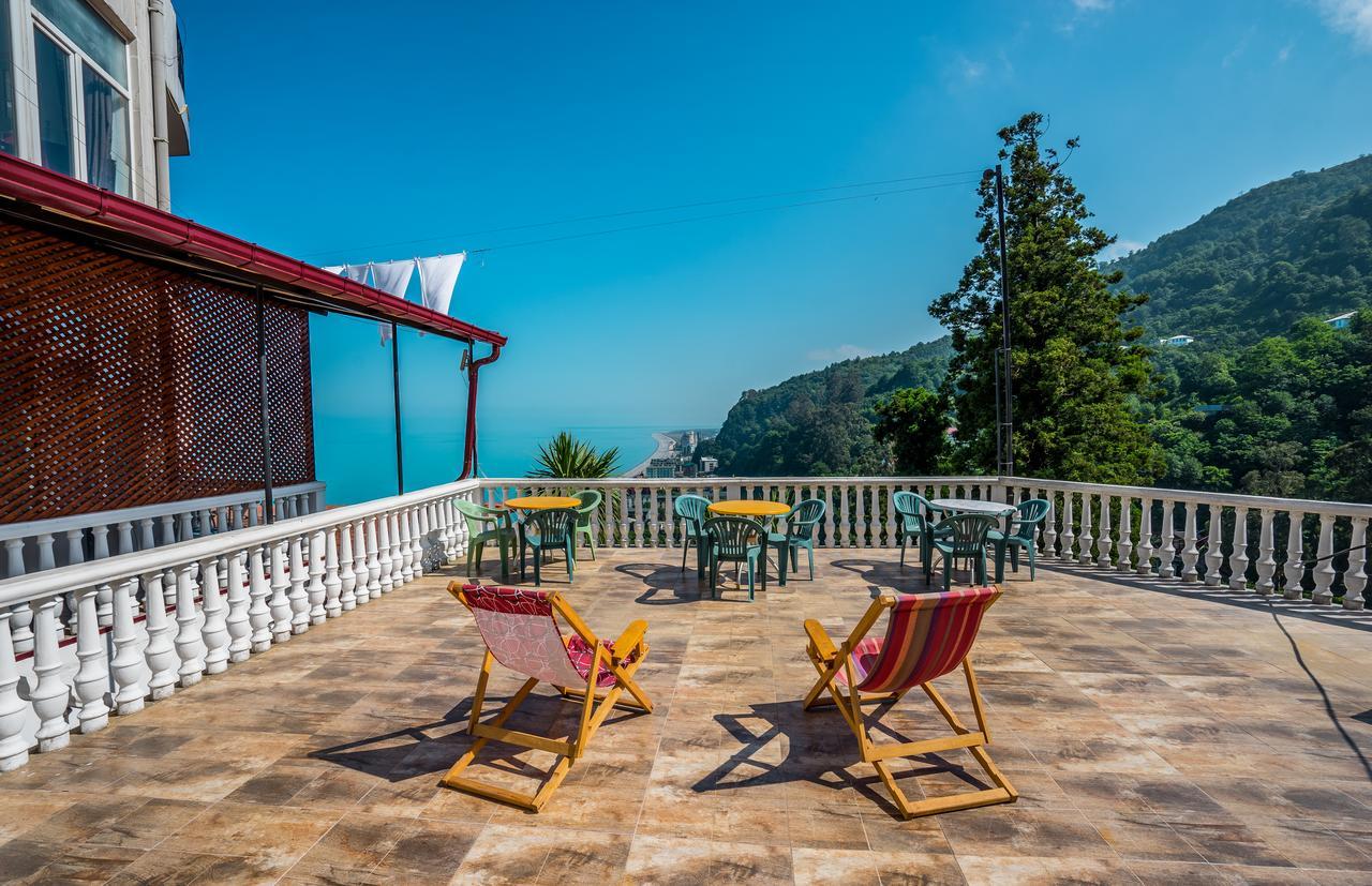 Aniva The Hotel Batumi Bagian luar foto